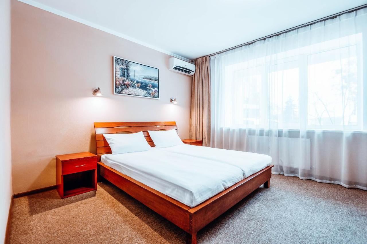 Black Sea Hotel Kiev Esterno foto