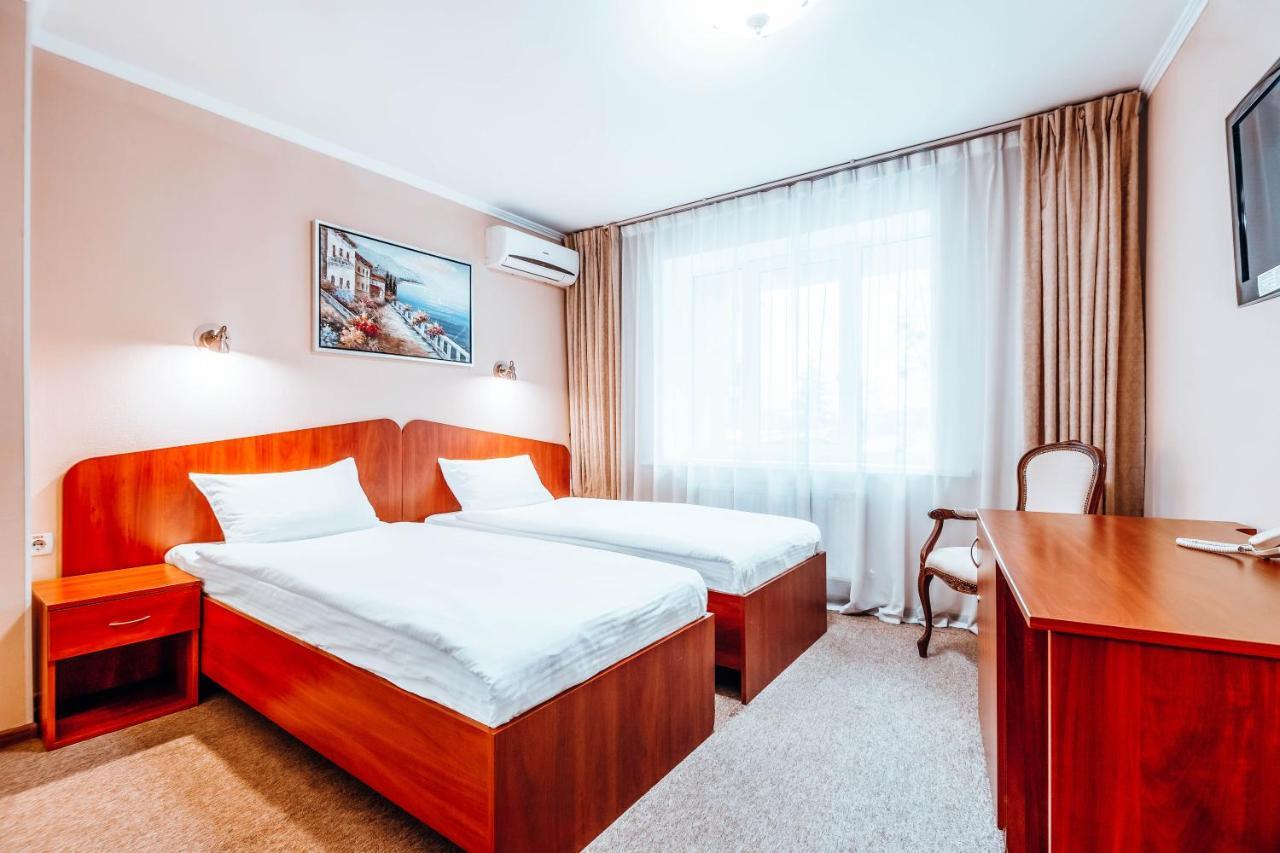 Black Sea Hotel Kiev Esterno foto