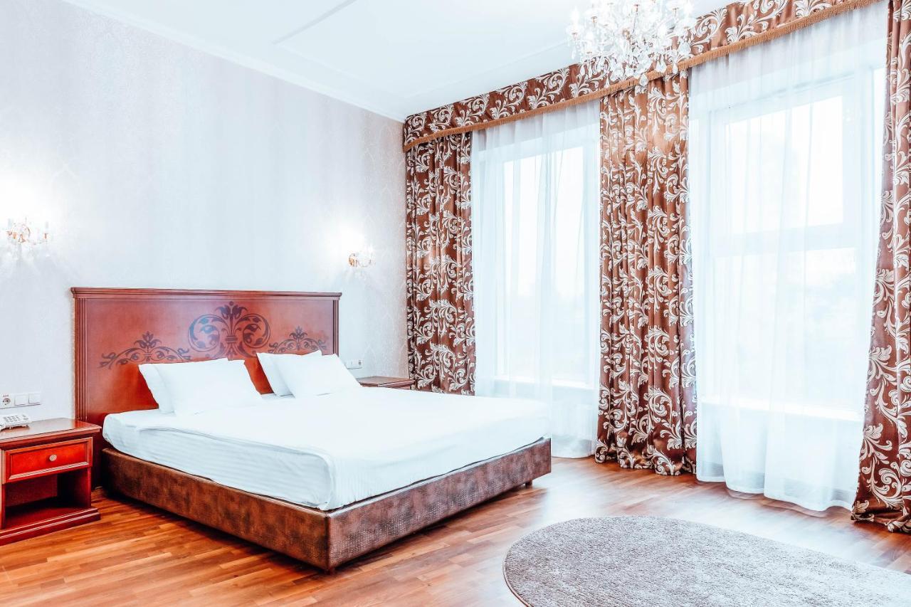 Black Sea Hotel Kiev Esterno foto
