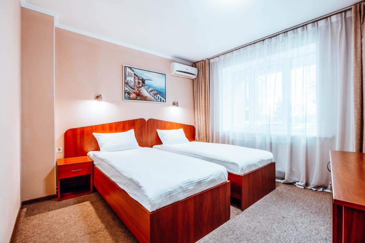 Black Sea Hotel Kiev Esterno foto