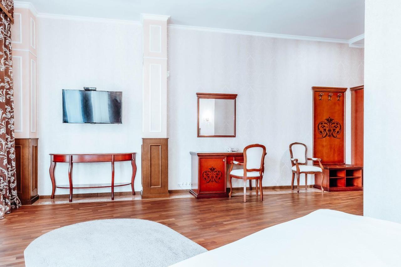 Black Sea Hotel Kiev Esterno foto